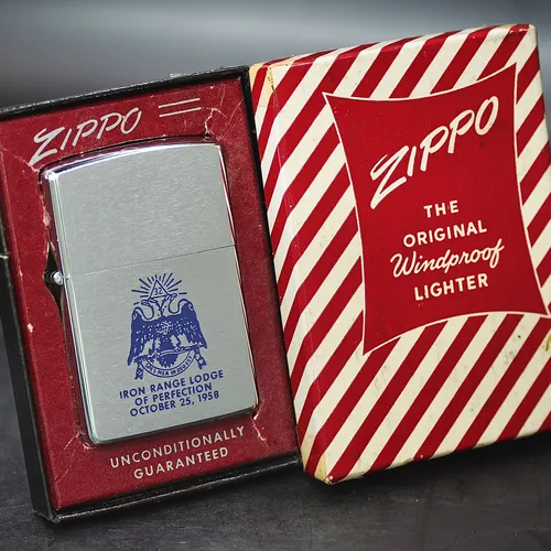 ZIPPO XƯA 1958 - HÀNG XƯA THẬP NIÊN 50s _ CHỦ ĐỀ SPES MEA IN DEO EST