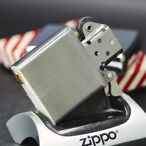 ZIPPO XƯA 1958 - HÀNG XƯA THẬP NIÊN 50s _ CHỦ ĐỀ SPES MEA IN DEO EST