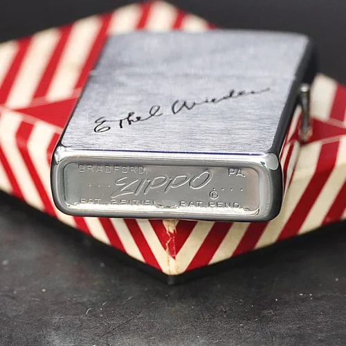 ZIPPO XƯA 1956 - HÀNG XƯA THẬP NIÊN 50s _ CHỦ ĐỀ COLOSSUS OF THE CAROLINAS