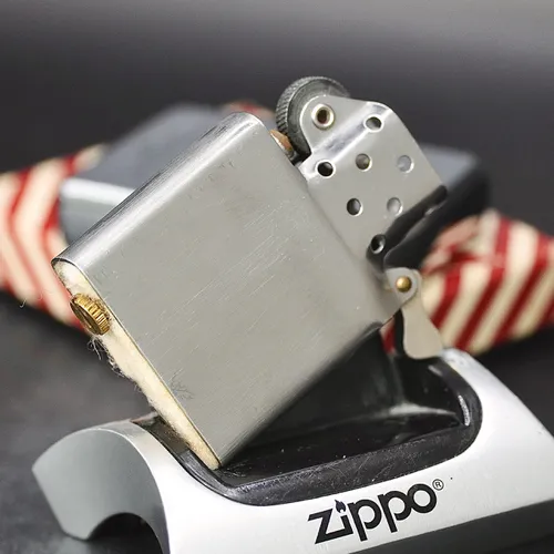 ZIPPO XƯA 1957 - HÀNG XƯA THẬP NIÊN 50s _ CHỦ ĐỀ NATIONAL LEAD CO.