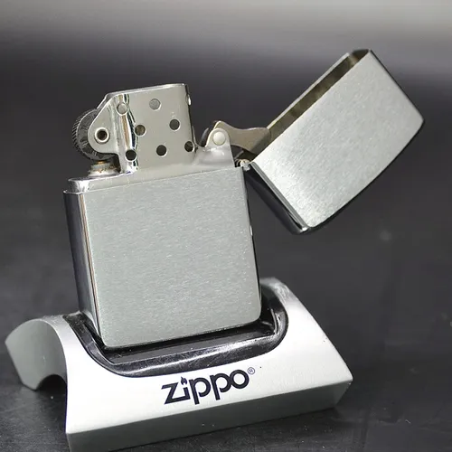 ZIPPO XƯA 1959 - HÀNG XƯA THẬP NIÊN 50s _ CHỦ ĐỀ CHEVRON CLUB