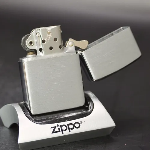 ZIPPO XƯA 1958 - HÀNG XƯA THẬP NIÊN 50s _ CHỦ ĐỀ BEECHCRAFT T-34