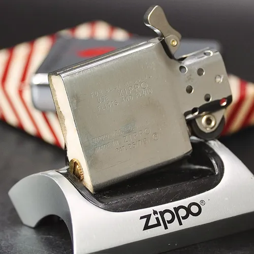 ZIPPO XƯA 1958 - HÀNG XƯA THẬP NIÊN 50s _ CHỦ ĐỀ DESCOLLONGES INC. RED