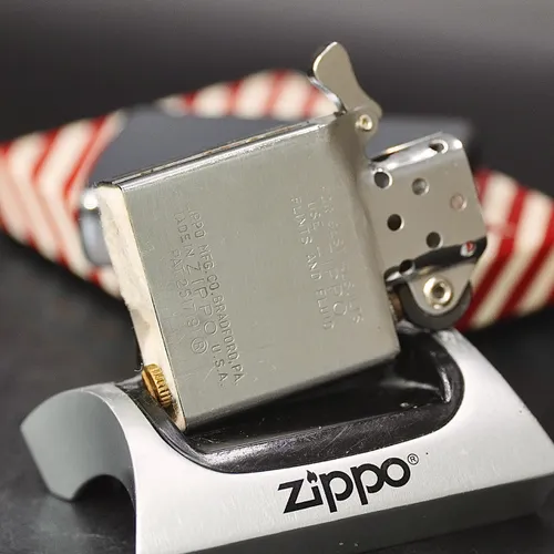 ZIPPO XƯA 1958 - HÀNG XƯA THẬP NIÊN 50s _ CHỦ ĐỀ SMILEAGE