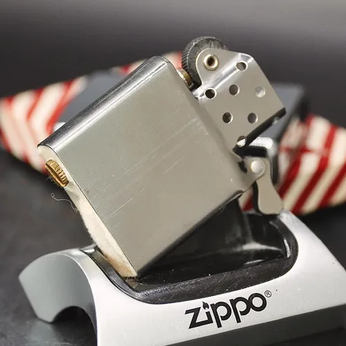 ZIPPO XƯA 1958 - HÀNG XƯA THẬP NIÊN 50s _ CHỦ ĐỀ SMILEAGE