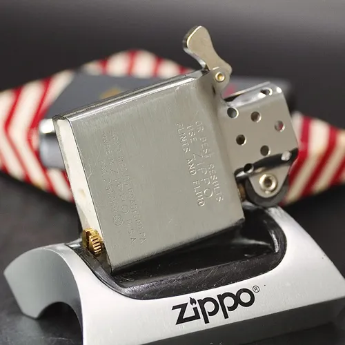 ZIPPO XƯA 1959 - HÀNG XƯA THẬP NIÊN 50s _ CHỦ ĐỀ CHESTERFIELD CIGARETTES