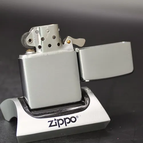 ZIPPO XƯA 1955 - HÀNG XƯA THẬP NIÊN 50s _ CHỦ ĐỀ FRIENDLY FISCH