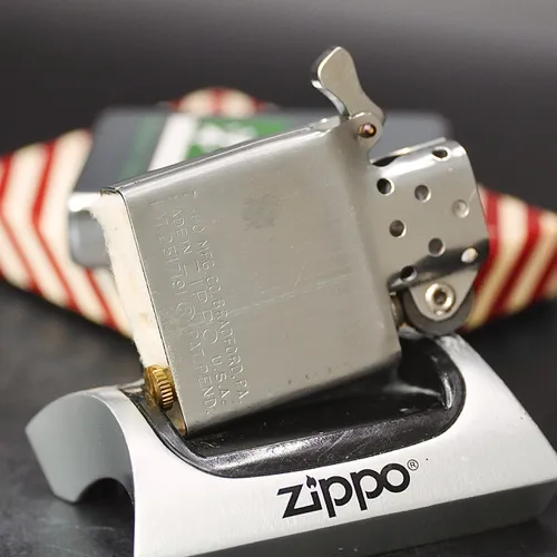 ZIPPO XƯA 1955 - HÀNG XƯA THẬP NIÊN 50s _ CHỦ ĐỀ FRIENDLY FISCH