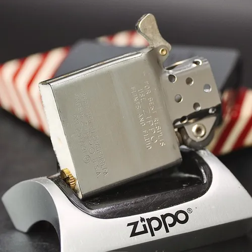 ZIPPO XƯA 1958 - HÀNG XƯA THẬP NIÊN 50s _ CHỦ ĐỀ SWEENEY BROTHERS COMPANY