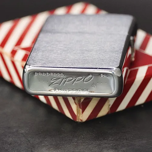 ZIPPO XƯA 1959 - HÀNG XƯA THẬP NIÊN 50s _ CHỦ ĐỀ ROBERTS GORDON