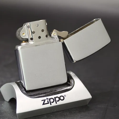 ZIPPO XƯA 1982 - HÀNG XƯA THẬP NIÊN 80s _ CHỦ ĐỀ BOEING 747