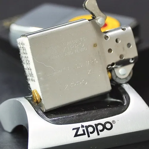 ZIPPO CANADA XƯA 1995 - HÀNG XƯA THẬP NIÊN 90s _ CHỦ ĐỀ INDIAN MOTOCYCLE