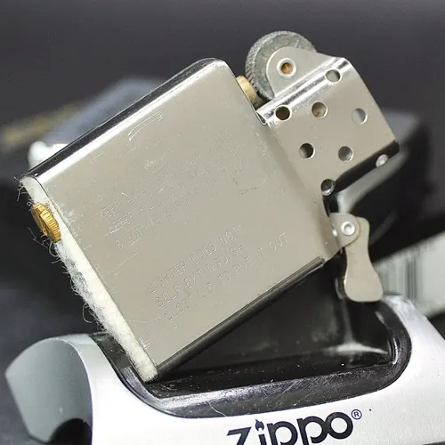 ZIPPO CANADA XƯA 1995 - HÀNG XƯA THẬP NIÊN 90s _ CHỦ ĐỀ INDIAN FINEST MOTOCYCLE