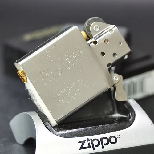 ZIPPO CANADA XƯA 1995 - HÀNG XƯA THẬP NIÊN 90s _ CHỦ ĐỀ INDIAN AUTHORIZED DEALER