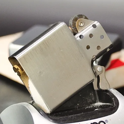 ZIPPO XƯA 1981 - HÀNG XƯA THẬP NIÊN 80s _ CHỦ ĐỀ MÁY BAY HIẾM