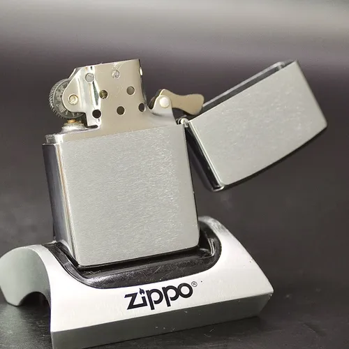 ZIPPO XƯA 1973 - HÀNG XƯA THẬP NIÊN 70s _ CHỦ ĐỀ TRỰC THĂNG FORT WOLTERS