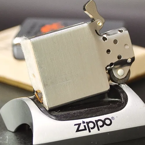 ZIPPO XƯA 1973 - HÀNG XƯA THẬP NIÊN 70s _ CHỦ ĐỀ TRỰC THĂNG FORT WOLTERS