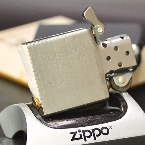 ZIPPO XƯA 1977 - HÀNG XƯA THẬP NIÊN 70s _ CHỦ ĐỀ MÁY BAY GATES LEARJET