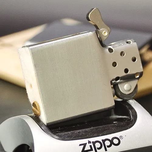 ZIPPO XƯA 1973 - HÀNG XƯA THẬP NIÊN 70s _ CHỦ ĐỀ CÔNG TY SẢN XUẤT TRỰC THĂNG