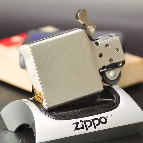 ZIPPO XƯA 1981 - HÀNG XƯA THẬP NIÊN 80s _ CHỦ ĐỀ BOEING 757