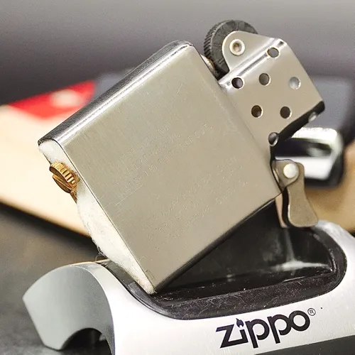 ZIPPO XƯA 1981 - HÀNG XƯA THẬP NIÊN 80s _ CHỦ ĐỀ BOEING 757