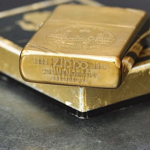 ZIPPO XƯA CHU NIÊN 32-82 - HÀNG XƯA THẬP NIÊN 80s _ CHỦ ĐỀ KENDALL COMPANY