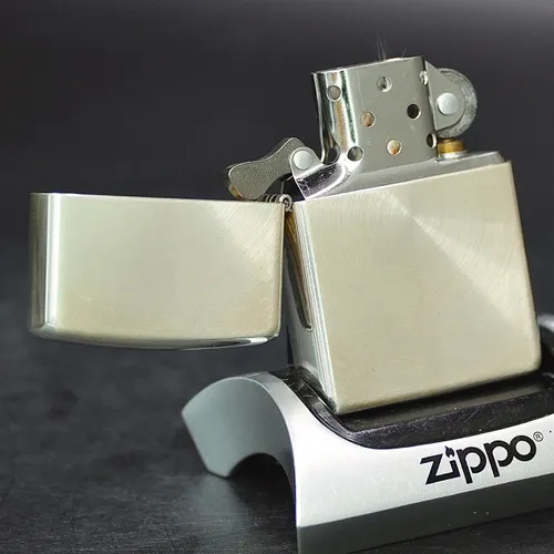 ZIPPO XƯA BẠC KHỐI 2003 - HÀNG XƯA 2000s _ CHỦ ĐỀ HƯỚNG TÂM