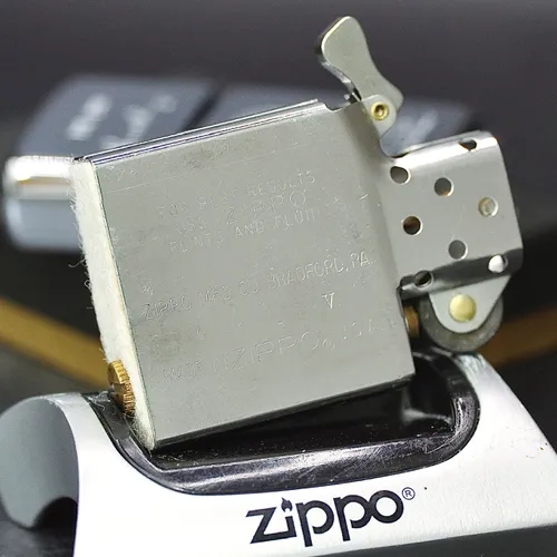 ZIPPO XƯA 1989 - HÀNG XƯA THẬP NIÊN 80s _ CHỦ ĐỀ TỔNG THỐNG RONALD REAGAN