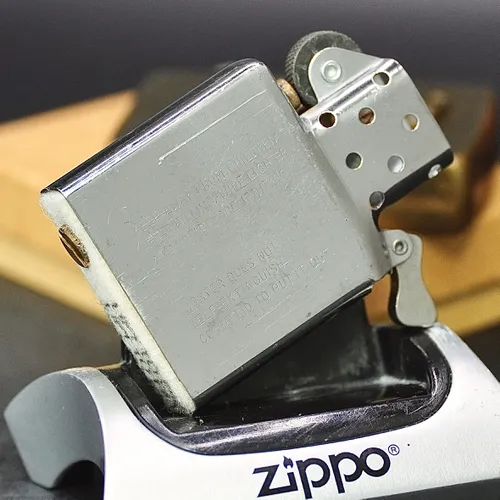 ZIPPO XƯA 1994 - HÀNG XƯA THẬP NIÊN 90s _ CHỦ ĐỀ MARLBORO (2)