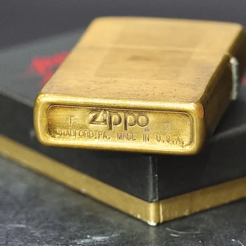 ZIPPO XƯA 1993 - HÀNG XƯA THẬP NIÊN 90s _ CHỦ ĐỀ MARLBORO WILD WEST
