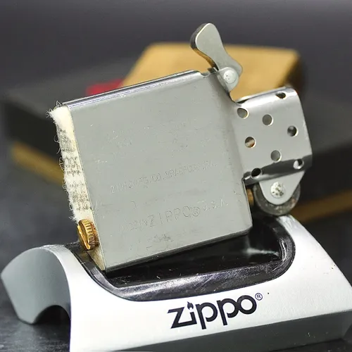 ZIPPO XƯA 1993 - HÀNG XƯA THẬP NIÊN 90s _ CHỦ ĐỀ MARLBORO WILD WEST