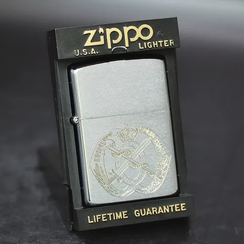 ZIPPO XƯA 1989 - HÀNG XƯA THẬP NIÊN 80s _ CHỦ ĐỀ QUÂN Y HOÀNG GIA ANH