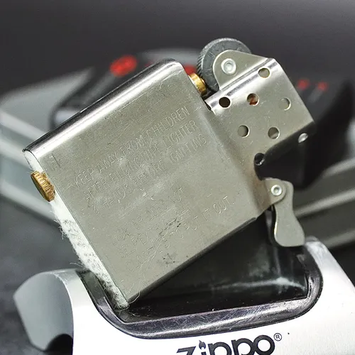 ZIPPO XƯA 1999 - HÀNG XƯA THẬP NIÊN 90s _ CHỦ ĐỀ CHEVROLET