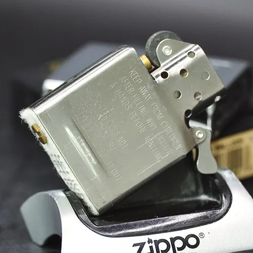 ZIPPO XƯA 2000 - HÀNG XƯA THẬP NIÊN 2000s _ CHỦ ĐỀ KHINH KHÍ CẦU