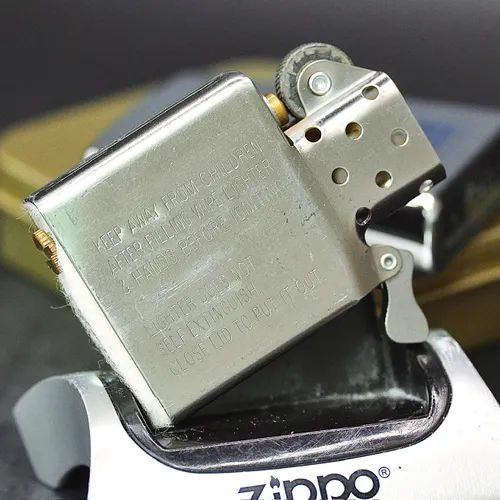 ZIPPO XƯA 1999 - HÀNG XƯA THẬP NIÊN 90s _ CHỦ ĐỀ LUCILLE BALL & DESI ARNAZ