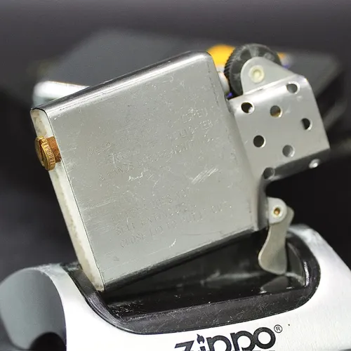 ZIPPO XƯA 1991 - HÀNG XƯA THẬP NIÊN 90s _ CHỦ ĐỀ CHIẾN TRANH VÙNG VỊNH