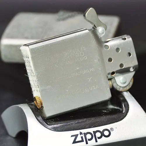 ZIPPO XƯA 1994 - HÀNG XƯA THẬP NIÊN 90s _ CHỦ ĐỀ CAMEL SHIELD