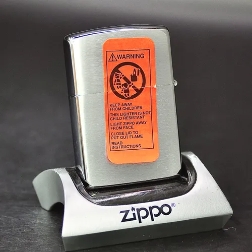 ZIPPO XƯA 1996 - HÀNG XƯA THẬP NIÊN 90s_ CHỦ ĐỀ TÀU NGẦM WYOMING SSBN-742