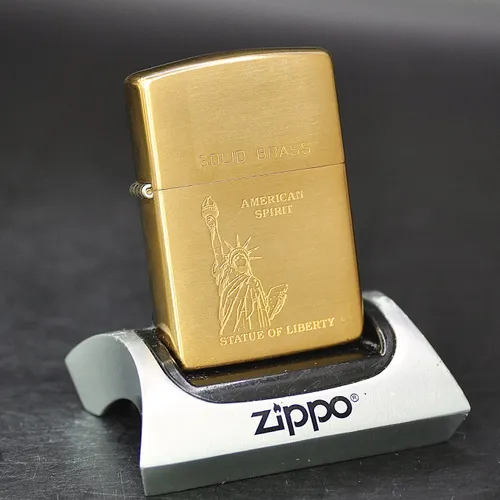 ZIPPO XƯA CHU NIÊN 32-91 - HÀNG XƯA THẬP NIÊN 90s_ CHỦ ĐỀ NỮ THẦN TỰ DO