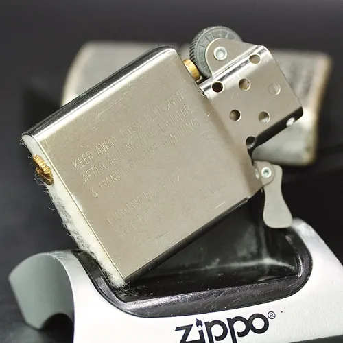 ZIPPO XƯA 1997 - HÀNG XƯA THẬP NIÊN 90s_ CHỦ ĐỀ ZIPPO USA