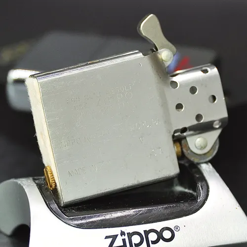 ZIPPO XƯA 1989 - HÀNG XƯA THẬP NIÊN 80s_ CHỦ ĐỀ TÀU CHIÊN NEW JERSEY BB-62