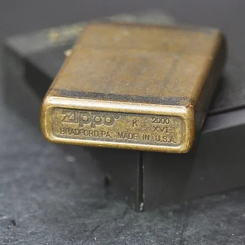 ZIPPO XƯA 2000 - HÀNG XƯA 2000s_ CHỦ ĐỀ ĐỒNG ZIN