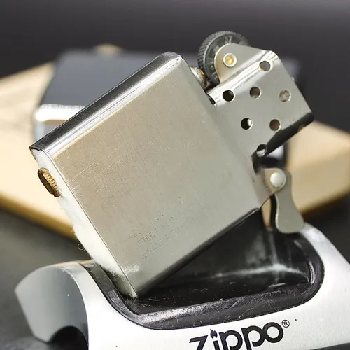 ZIPPO XƯA 1976 - HÀNG XƯA THẬP NIÊN 70s _ CHỦ ĐỀ CÔNG TY NHẠC CỤ HOHNER