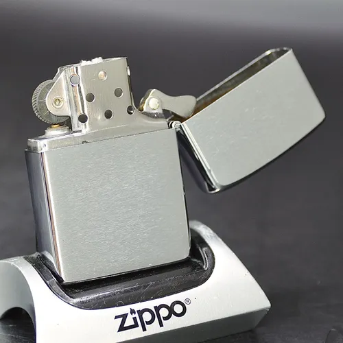 ZIPPO XƯA 1981 - HÀNG XƯA THẬP NIÊN 80s _ CHỦ ĐỀ TÀU NGẦM SSN-703