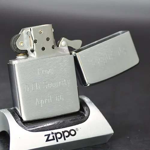 ZIPPO XƯA 1965 - HÀNG XƯA THẬP NIÊN 60s _ CHỦ ĐỀ MÁY BAY CARSWELL AFB