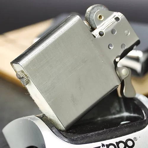 ZIPPO XƯA 1975 - HÀNG XƯA THẬP NIÊN 70s _ CHỦ ĐỀ AMERICAN APPLIANCE MFG.