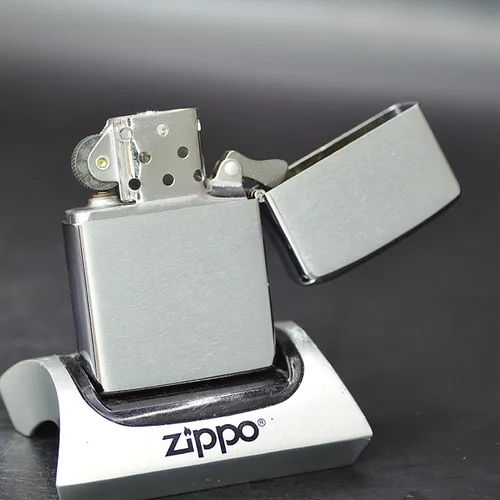 ZIPPO XƯA 1976 - HÀNG XƯA THẬP NIÊN 70s _ CHỦ ĐỀ RUFENACHT COMMODITIES