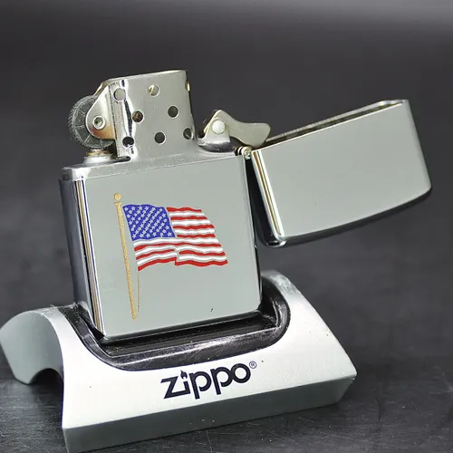 ZIPPO XƯA 1979 - HÀNG XƯA THẬP NIÊN 70s _ CHỦ ĐỀ TÀU CHIẾN GUADALCANAL LPH-7