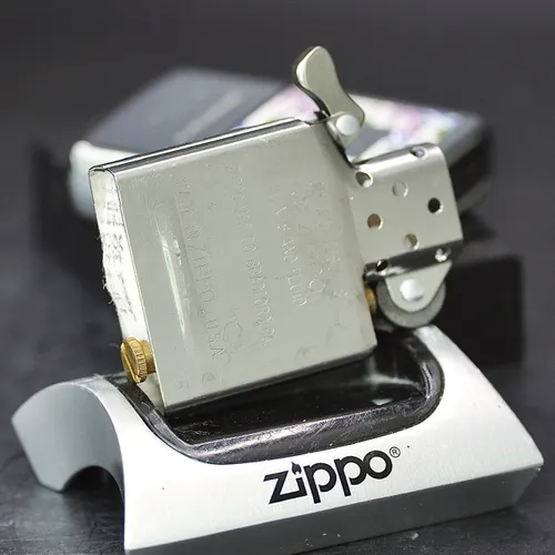 ZIPPO XƯA 2004 - HÀNG XƯA 2000s _ CHỦ ĐỀ NATIONS FLAG