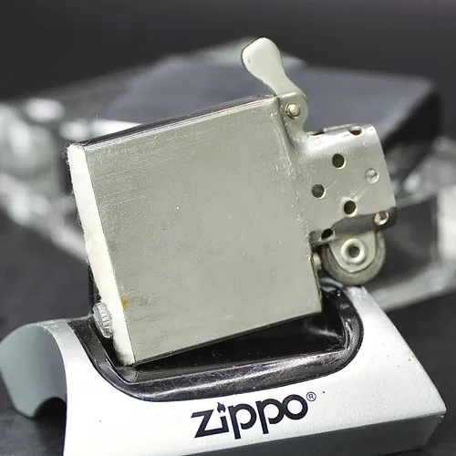 ZIPPO XƯA 1938~1939 SIÊU HIẾM - HÀNG XƯA THẬP NIÊN 30s _ CHỦ ĐỀ NGUYÊN BẢN